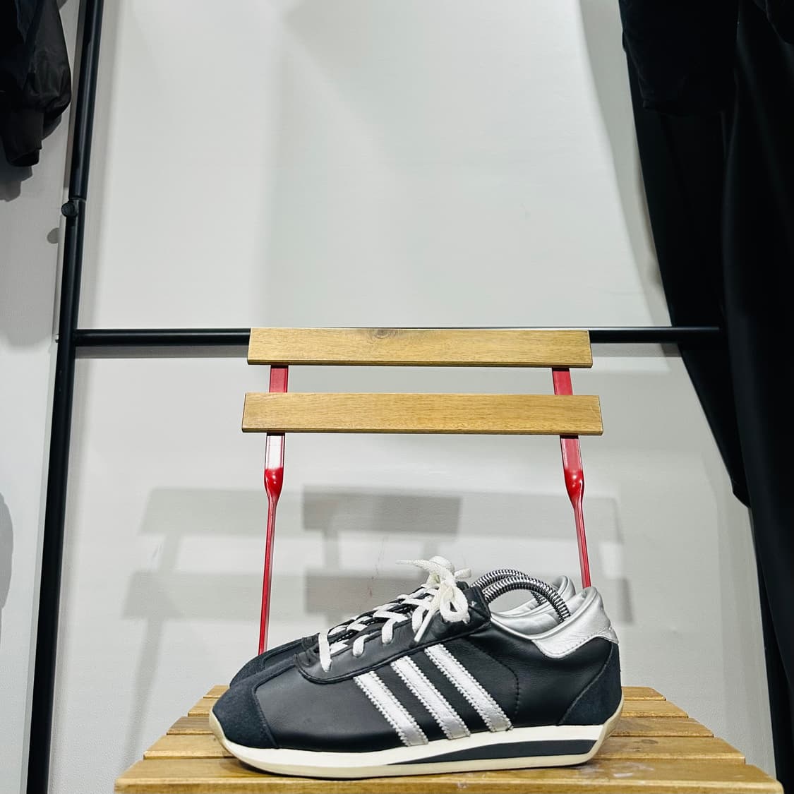 245) 아디다스 운동화 여성 여자 신발 컨트리 OG 블랙 실버 상품이미지3