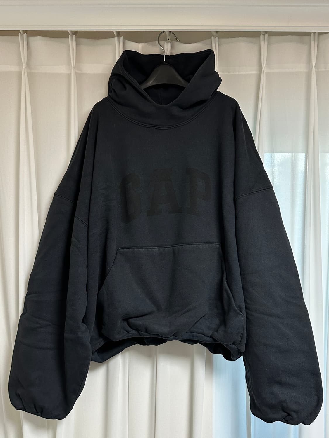 이지갭 발렌시아가 도브 후드 워시드블랙 M 상품이미지3