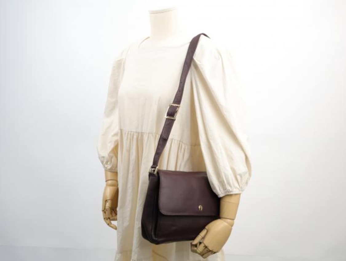 아이그너 크로스백 상품이미지10