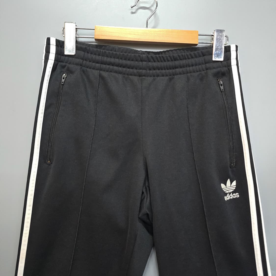 아디다스(adidas) 유로파 트랙팬츠 블랙 100 상품이미지2