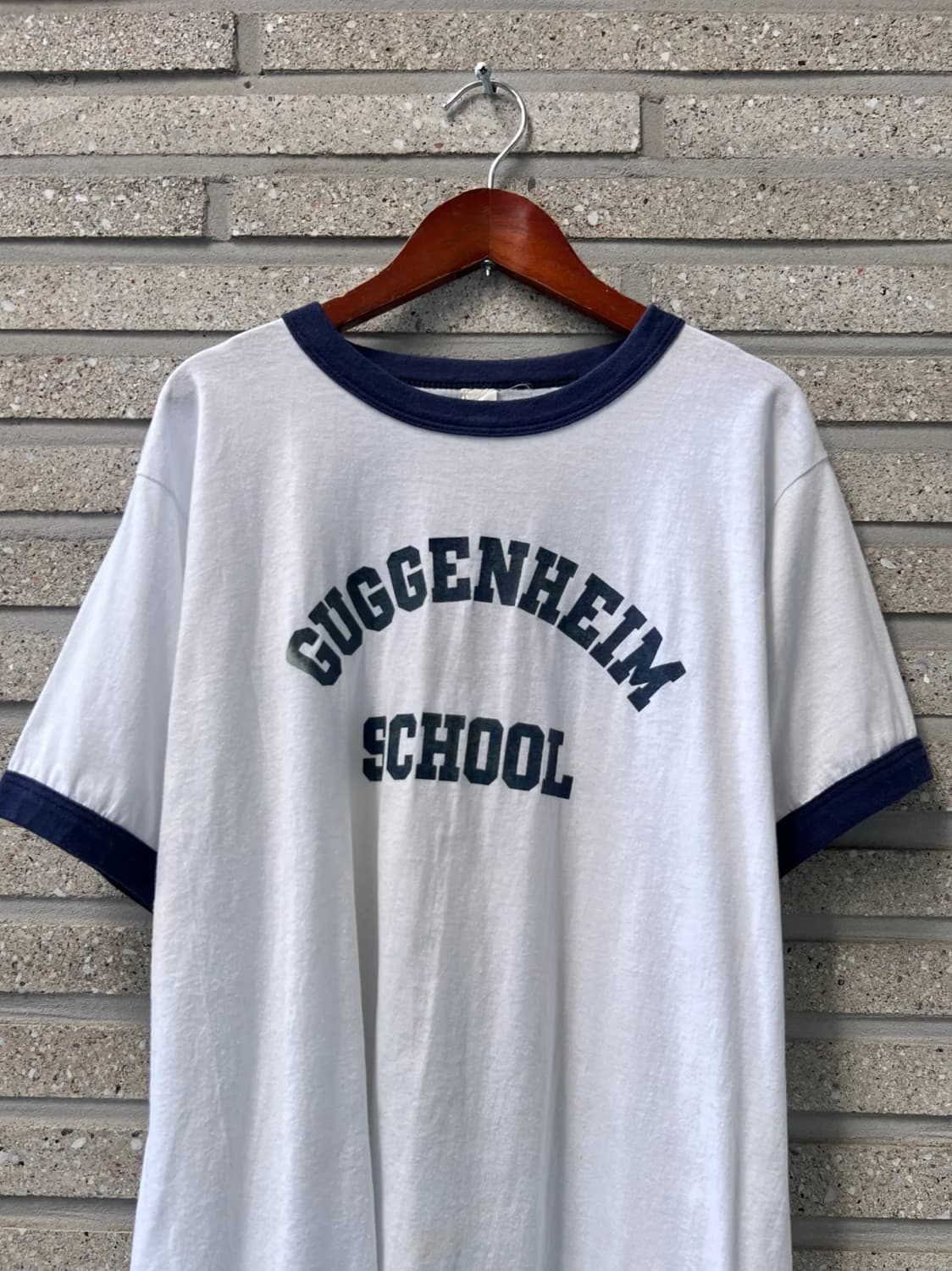 [M]90's USA 빈티지 GUGGENHEIM 스쿨 프린팅 링거 티셔츠 상품이미지1