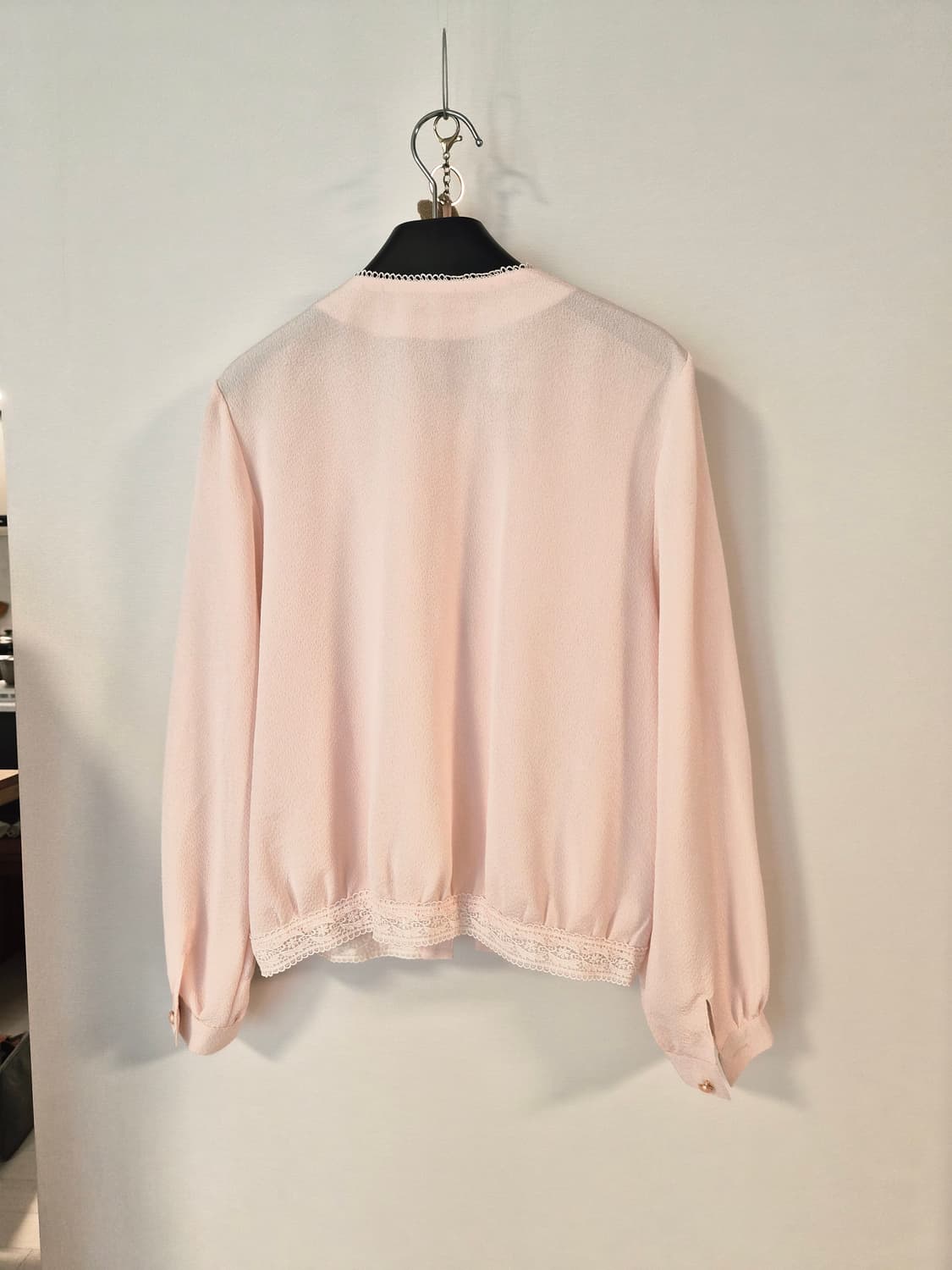 (Made in Japan) 레이스 디테일 핑크 블라우스 (9BR/55~ 상품이미지8