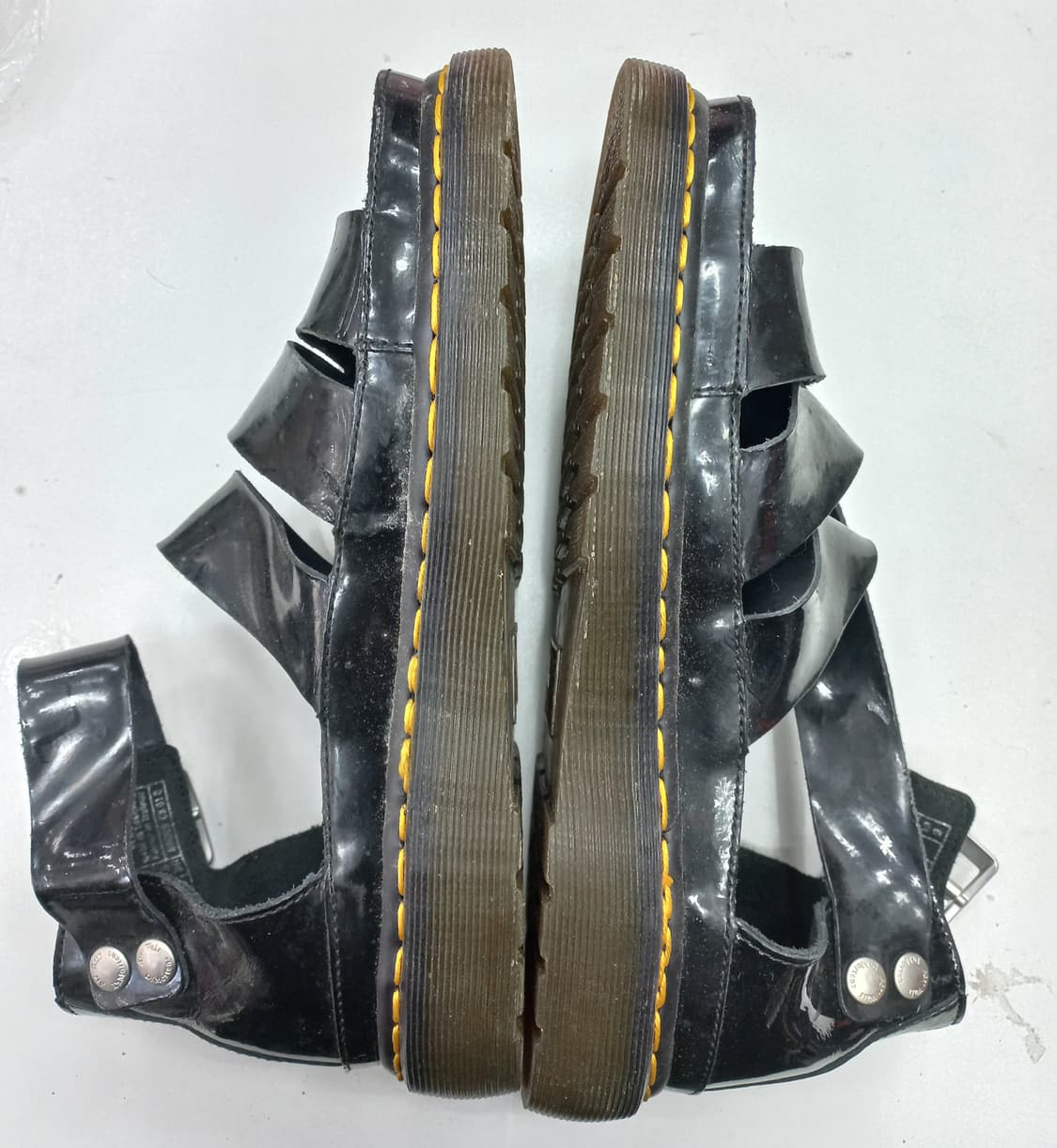 닥터마틴 클라리사 II 페이턴트 블랙 유광 250mm 상품이미지6