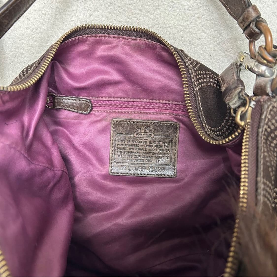 코치 숄더맨 크로스 호보백 상품이미지8