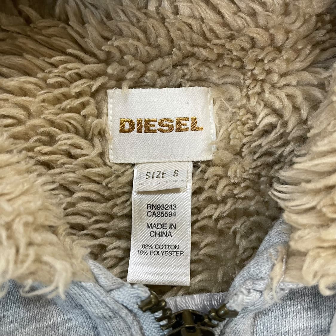 디젤 Diesel 투웨이 퍼 후드집업 그레이 상품이미지3