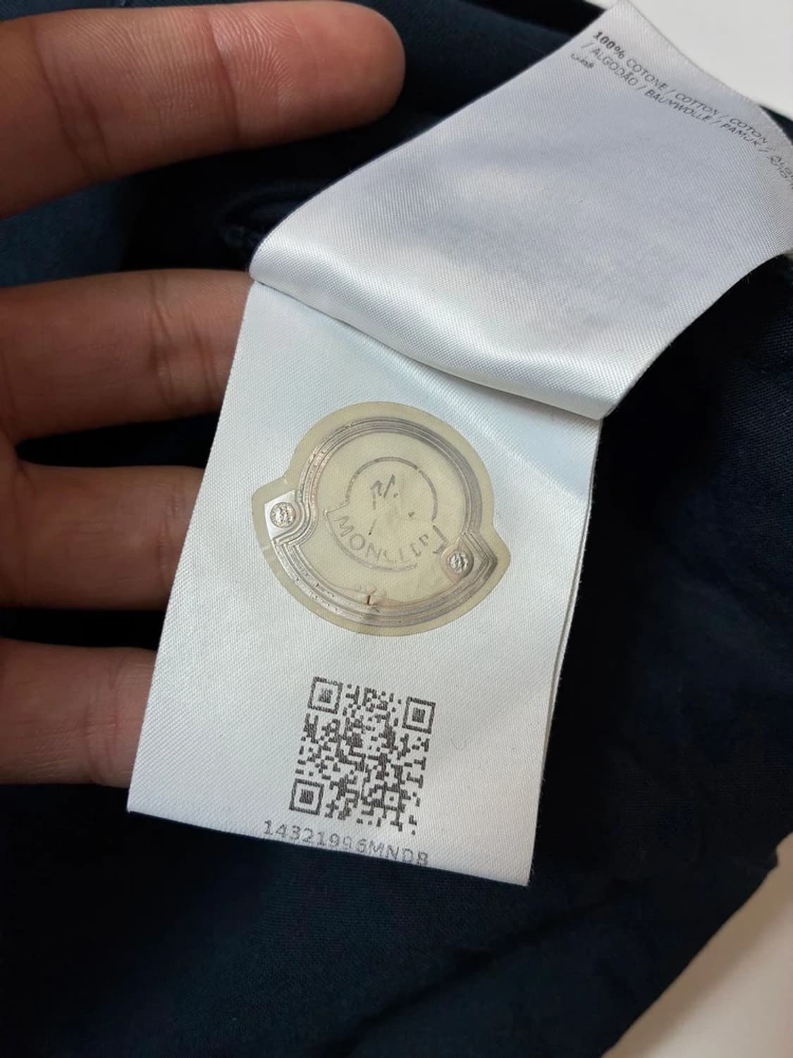 몽클레어 로고 와펜 삼선 반팔 티셔츠 PN9056 상품이미지9