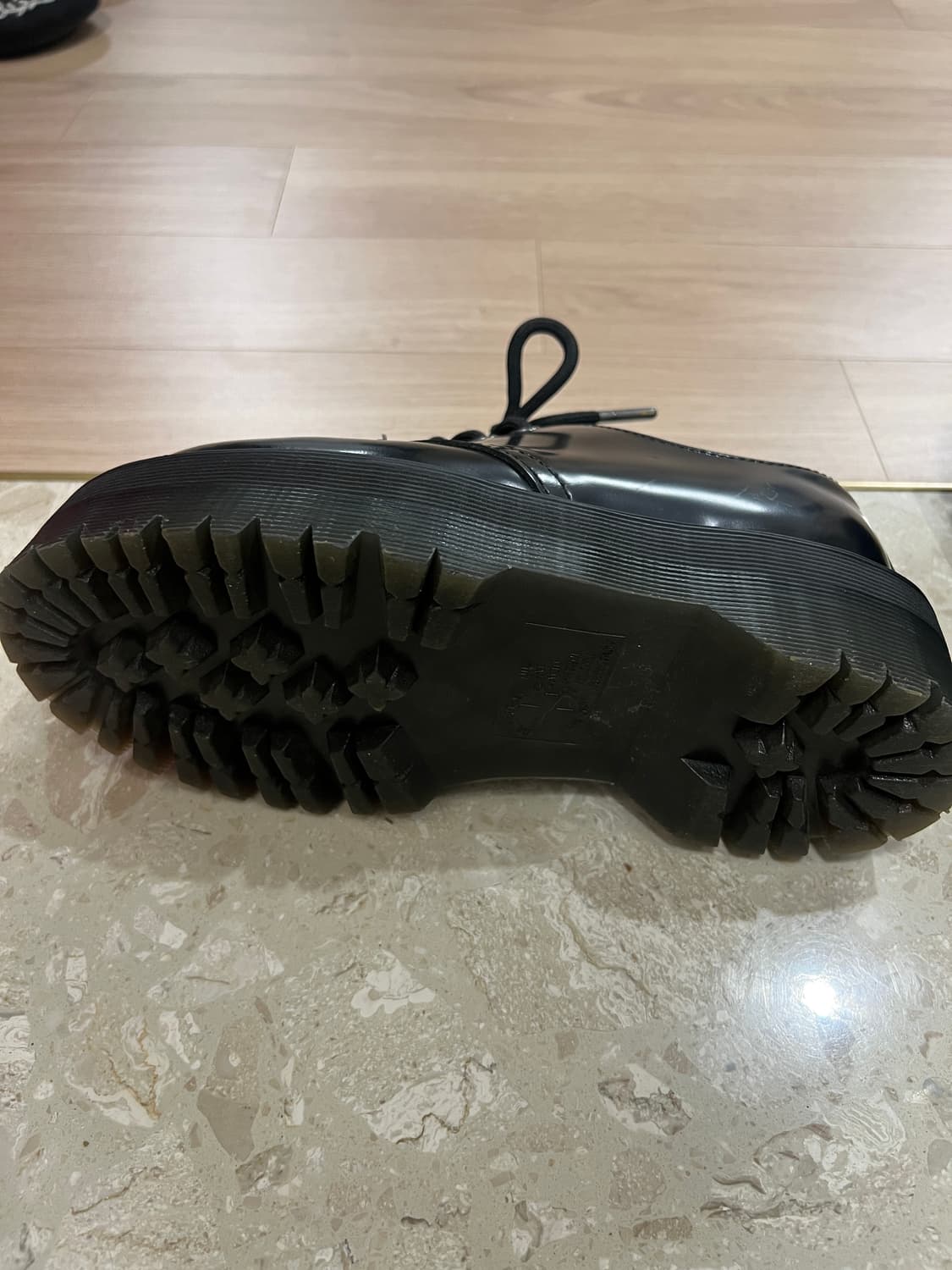 닥터마틴 쿼드 1461 팝니다 상품이미지3