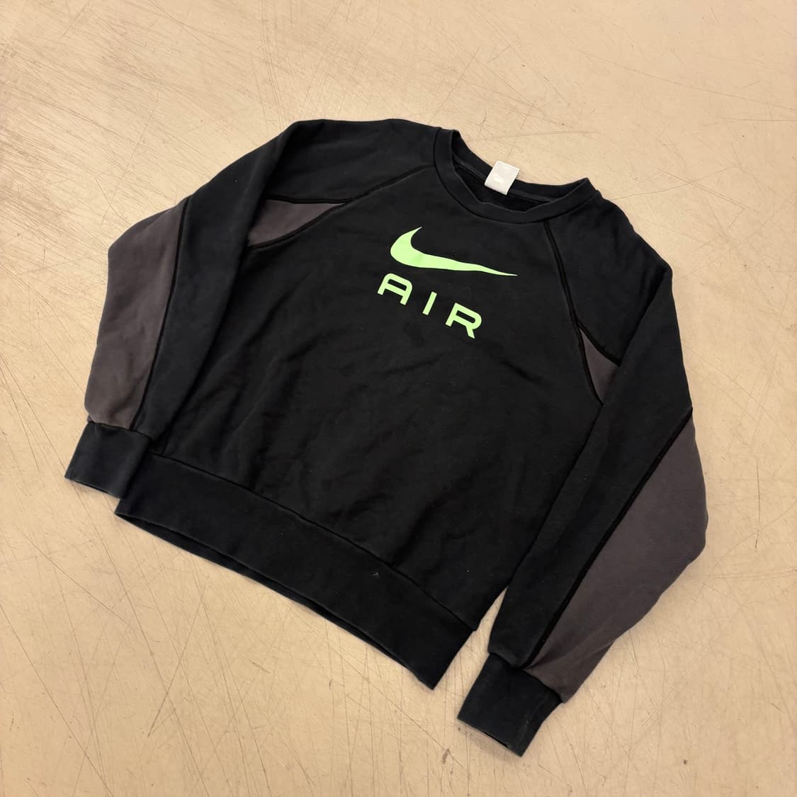 나이키 에어 배색 맨투맨 상품이미지1