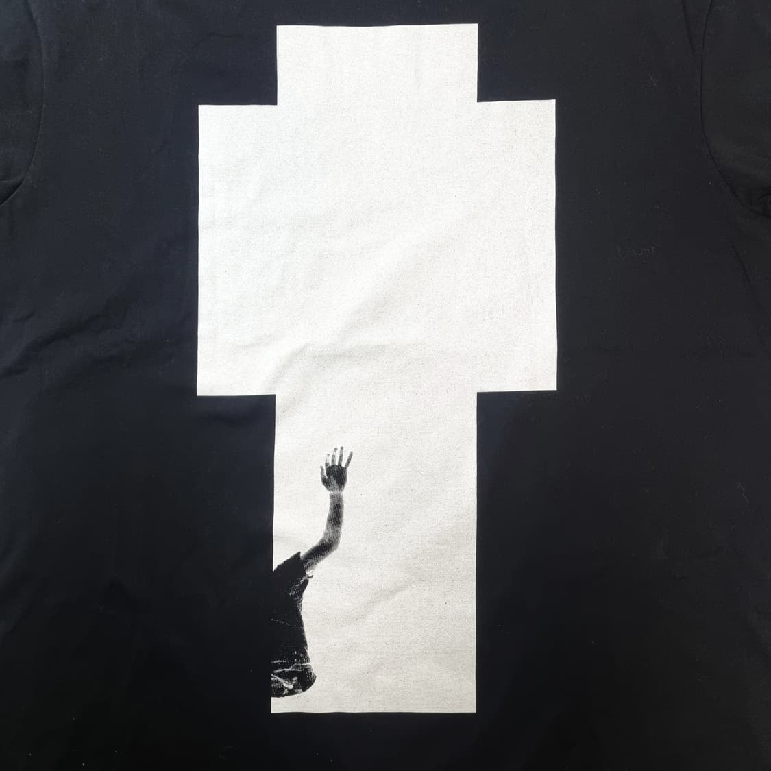 lad musician cross t-shirts 상품이미지3
