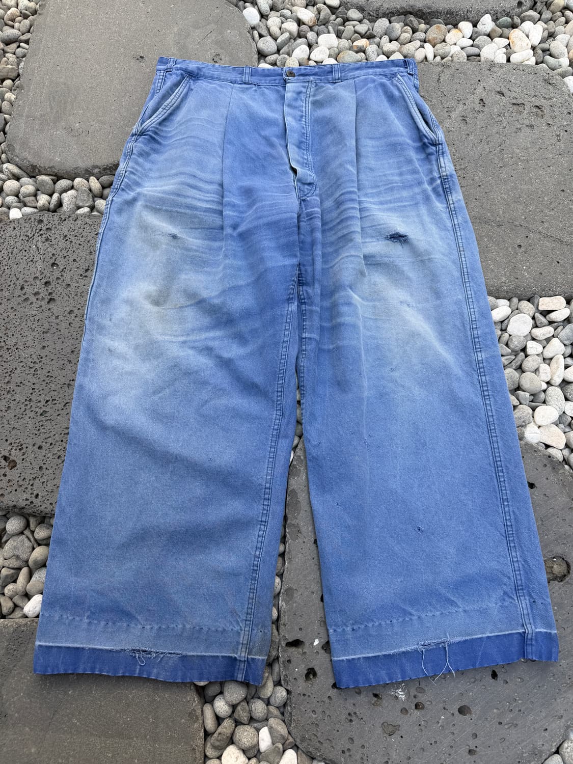 DISTRESSED HARD FADED 1970s 썬페이드 프렌치워크팬츠 상품이미지1