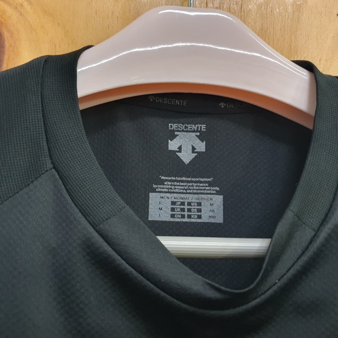 데상트 라운드 반팔티(100) 상품이미지7