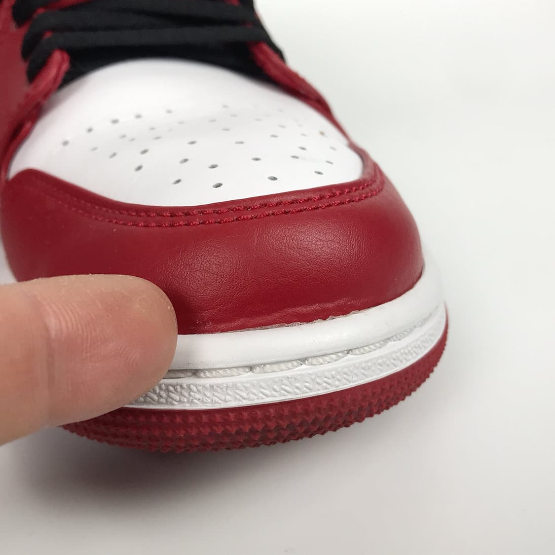 나이키 에어 조던 1 로우 짐레드 신발 스니커즈 남성275 상품이미지3