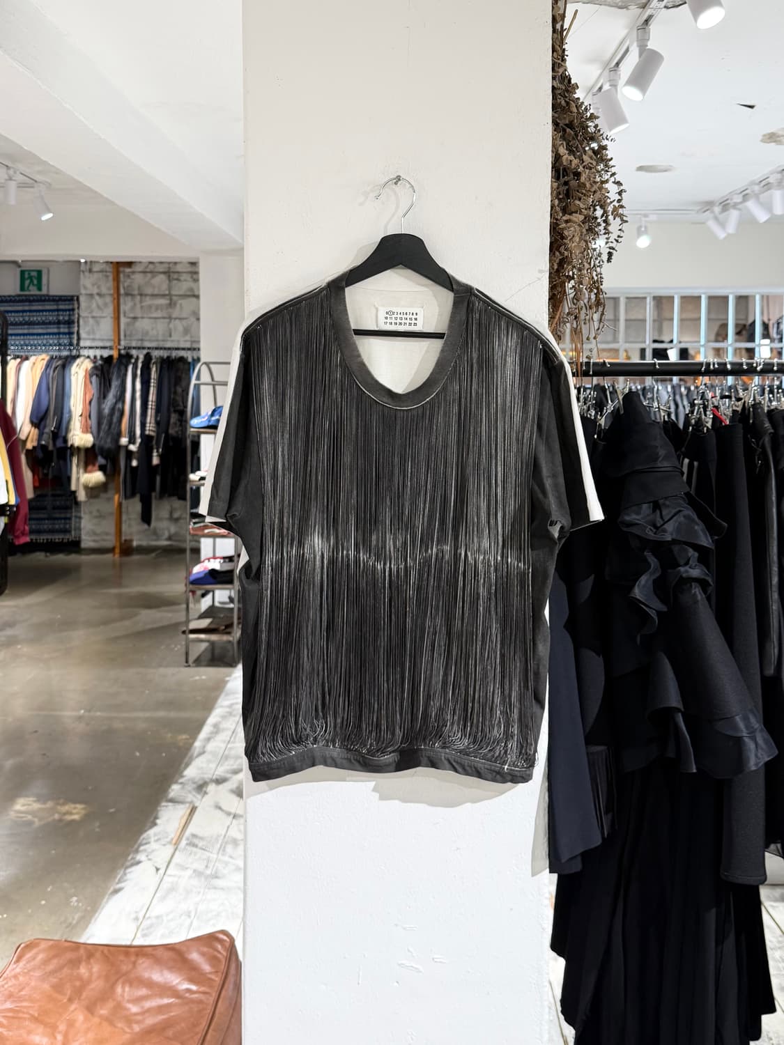 메종 마르지엘라 그레이 프린지 하프 슬리브 티셔츠 상품이미지1