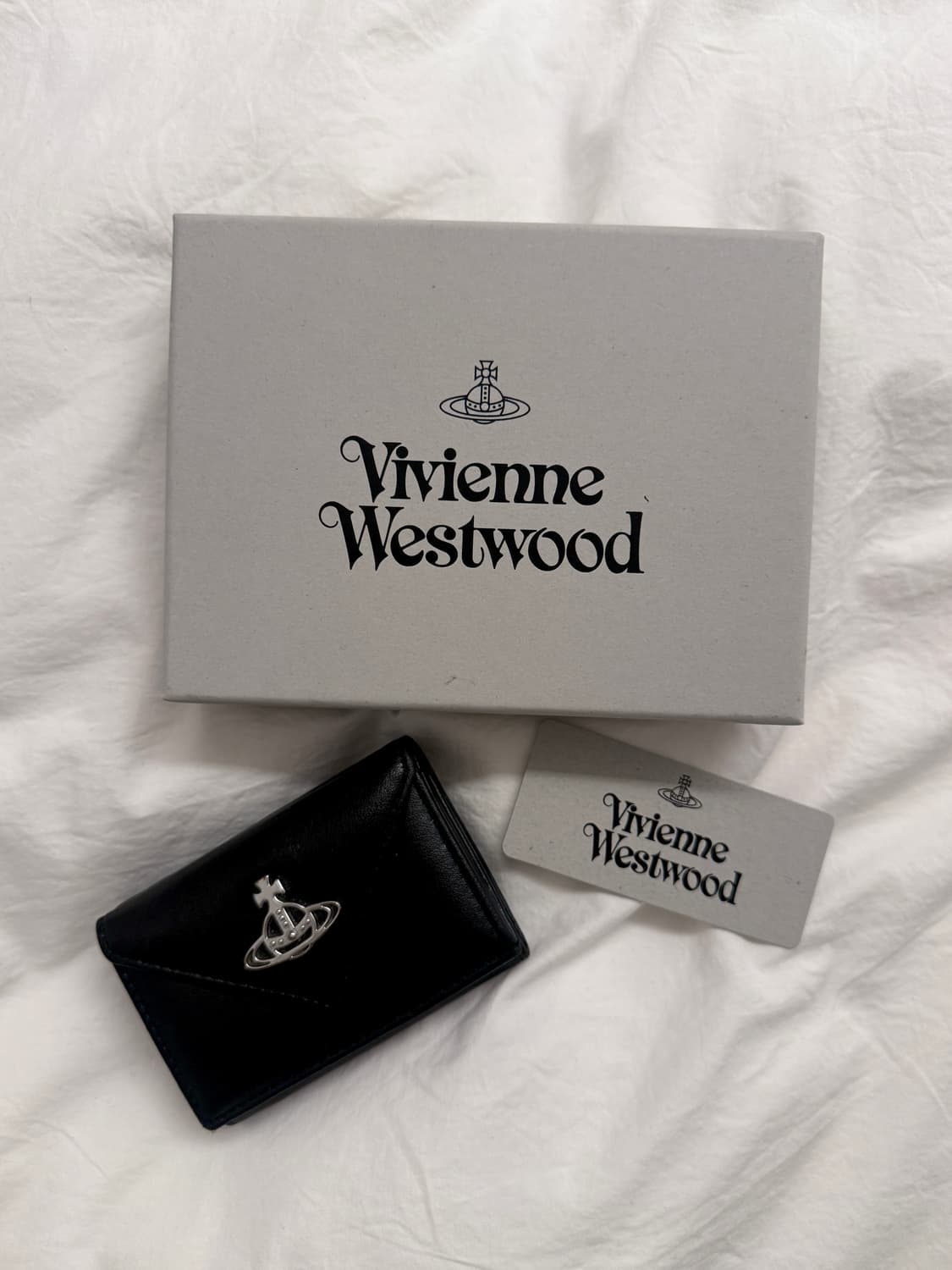 비비안 웨스트우드 엔벨로프 반지갑 상품이미지1