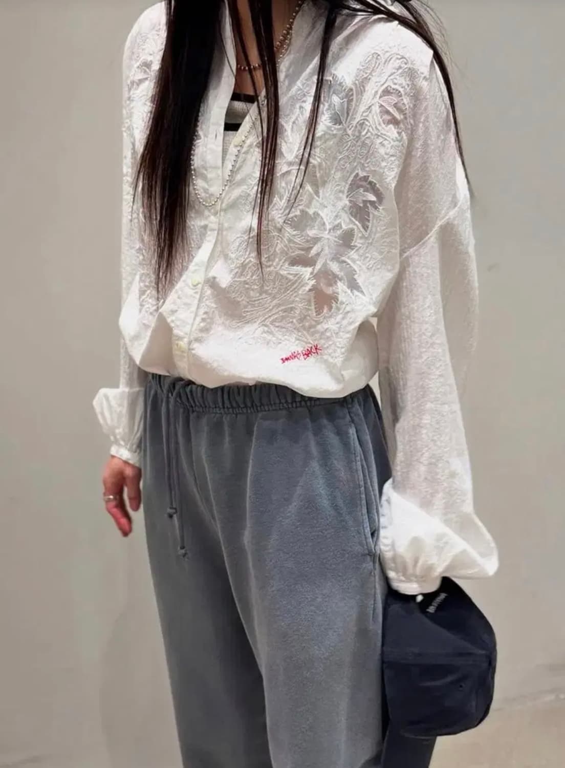 standalone 자수블라우스 상품이미지1