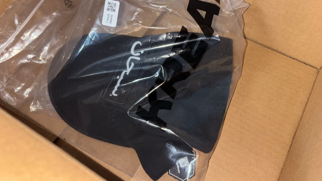 슈프림 아라빅 라벨 캠프캡 블랙 상품이미지2