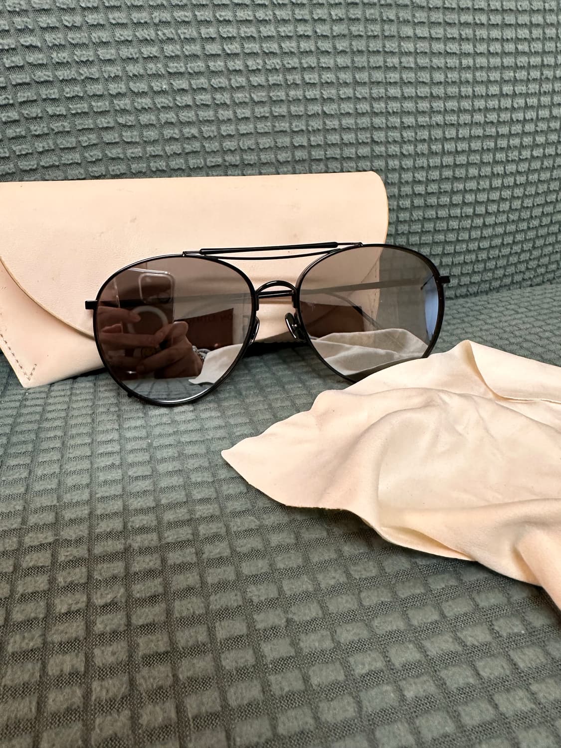 젠틀몬스터 티타늄썬글라스 상품이미지4