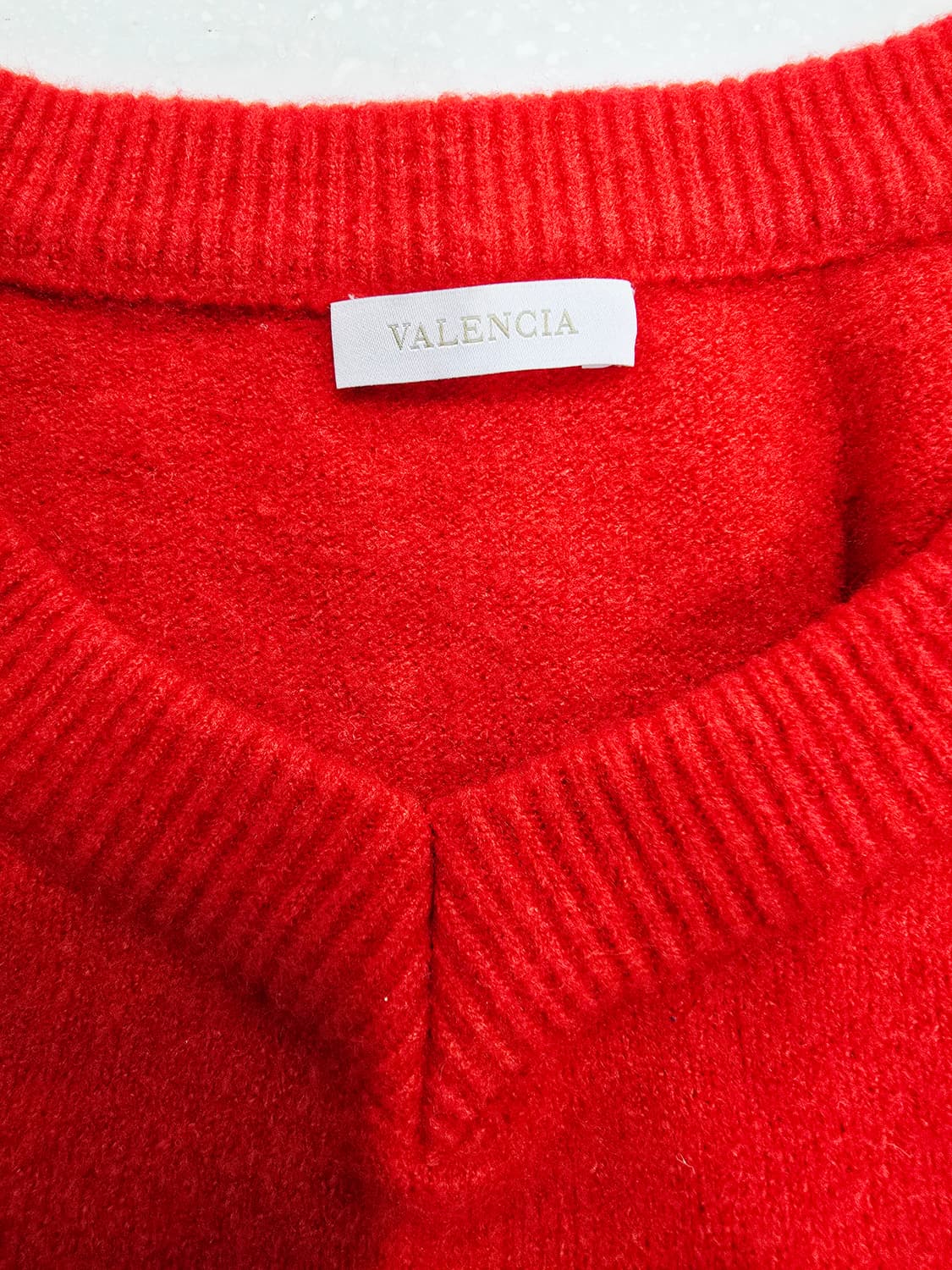 새상품 발렌시아 브이넥 크롭 니트 레드 상품이미지8
