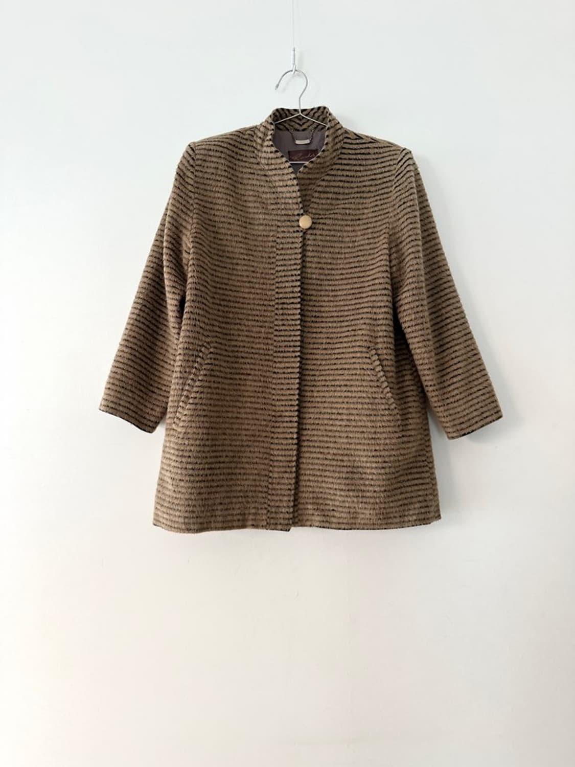 Thin stripe coat / yellow beige 상품이미지1