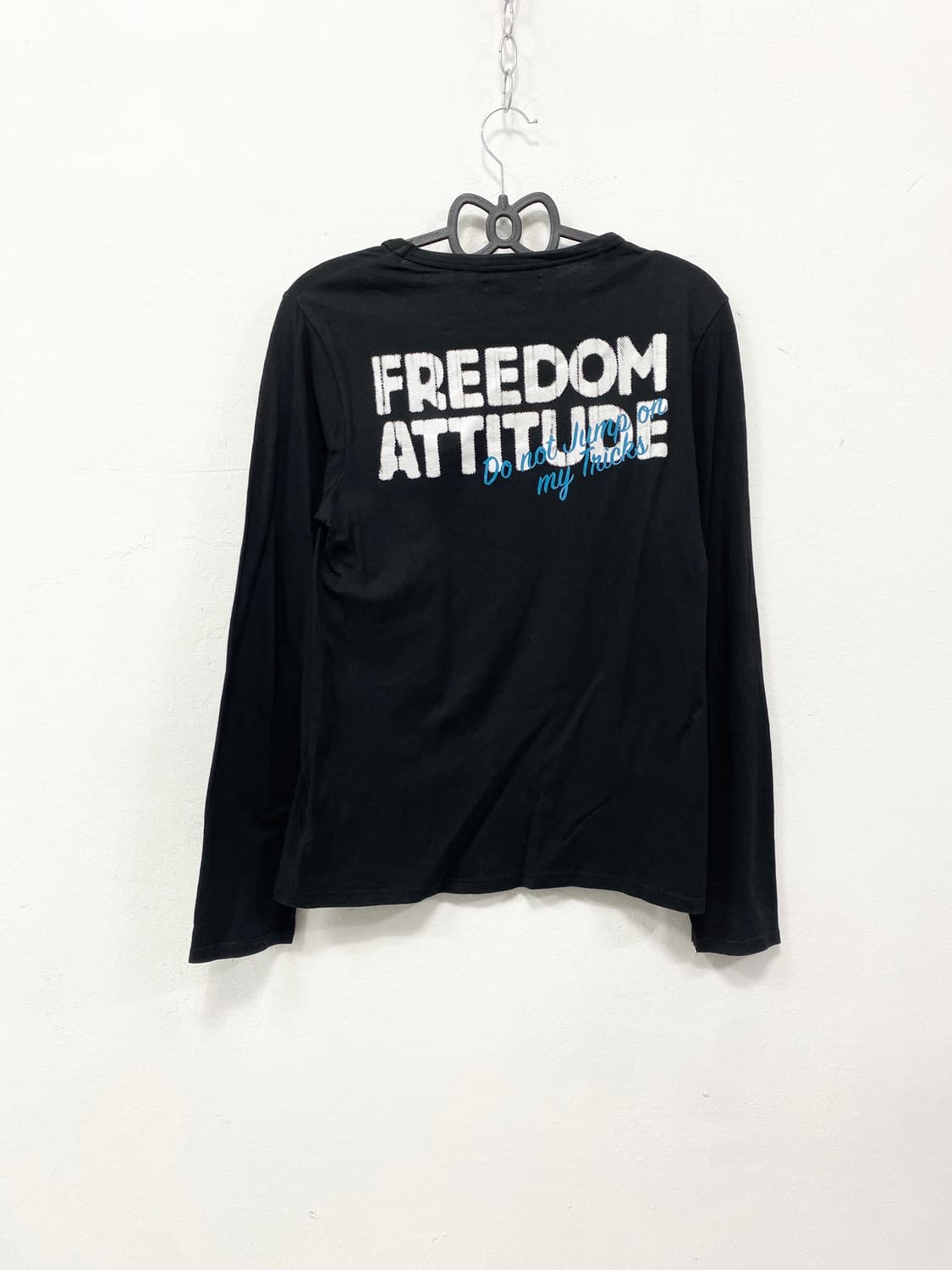 [T-GRAPHICS] 스컬 펑크 레터링 롱슬리브 상품이미지5