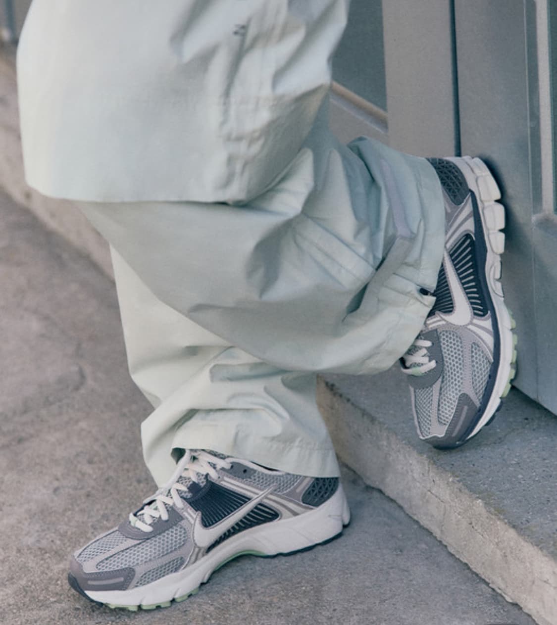 나이키  줌 보메로 5  W NIKE ZOOM VOMERO 5 상품이미지1