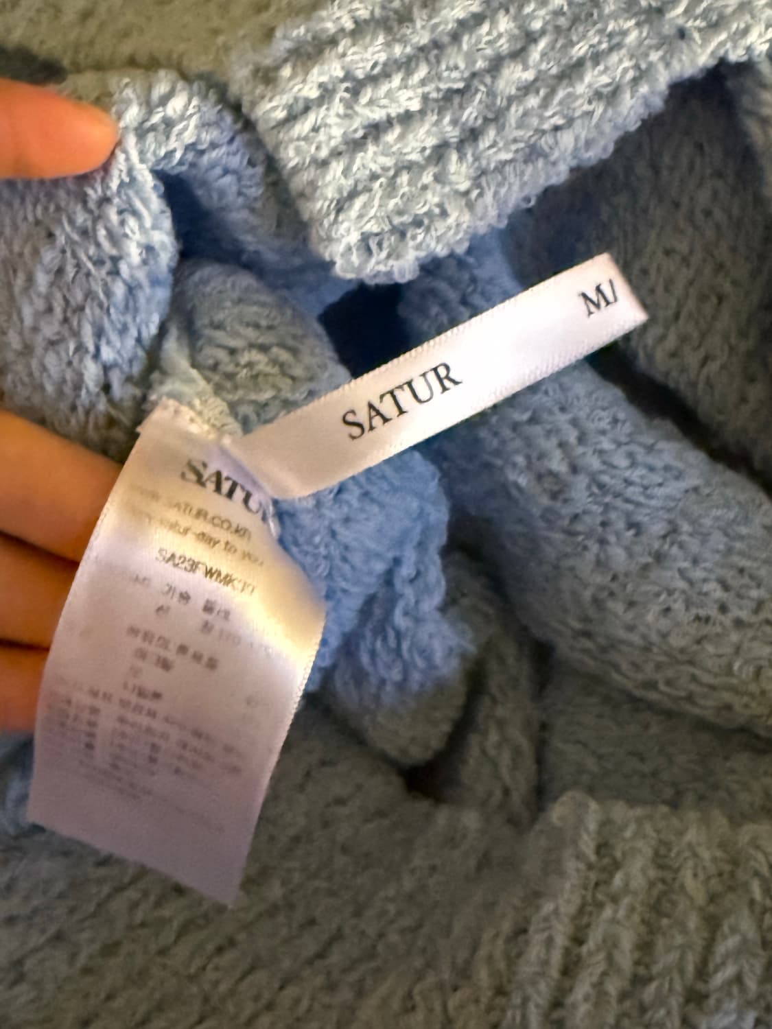 세터 더블린 언발란스 울 블렌드 니트 라이트 블루 M 상품이미지6