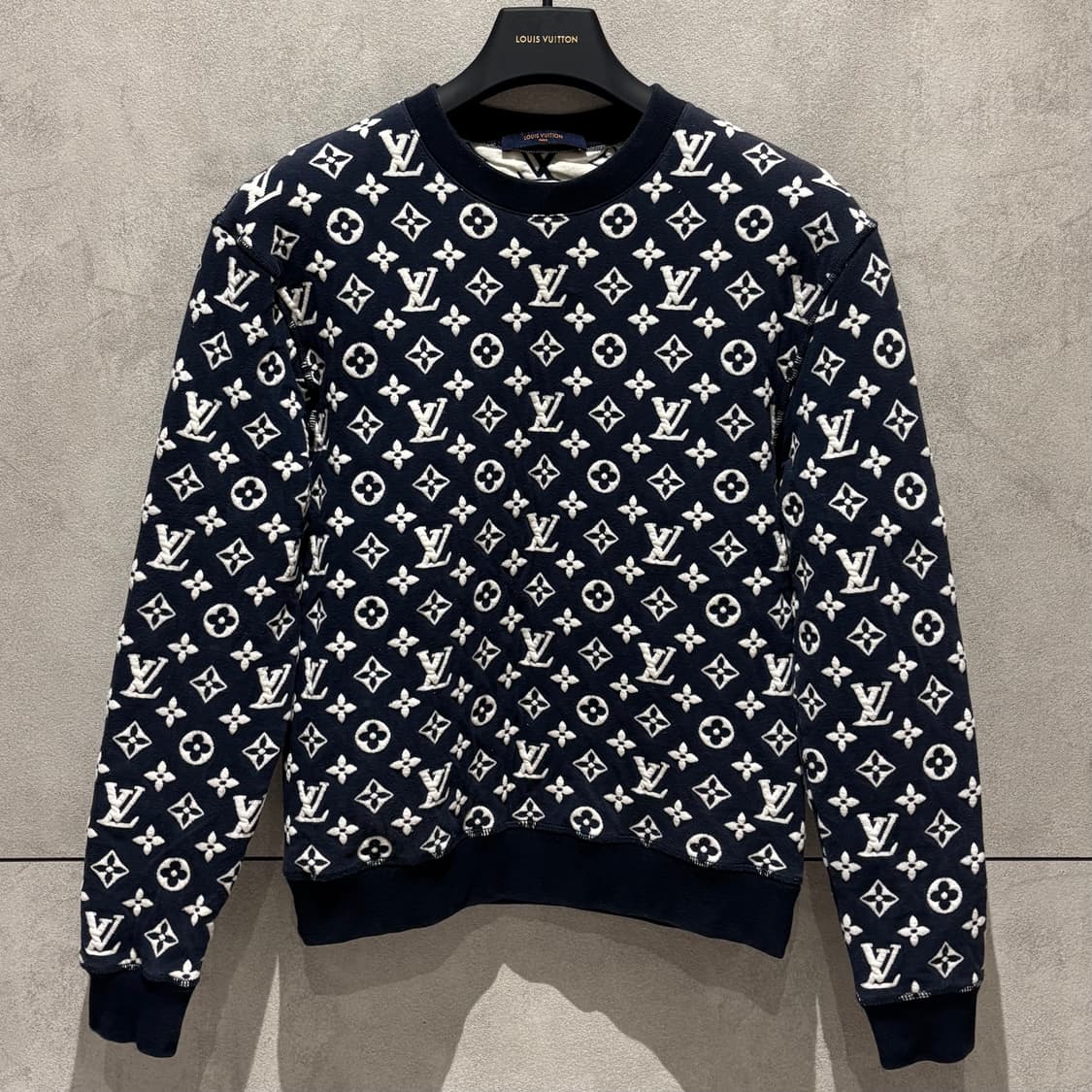 (95) 루이비통 풀모노그램 맨투맨  상품이미지1