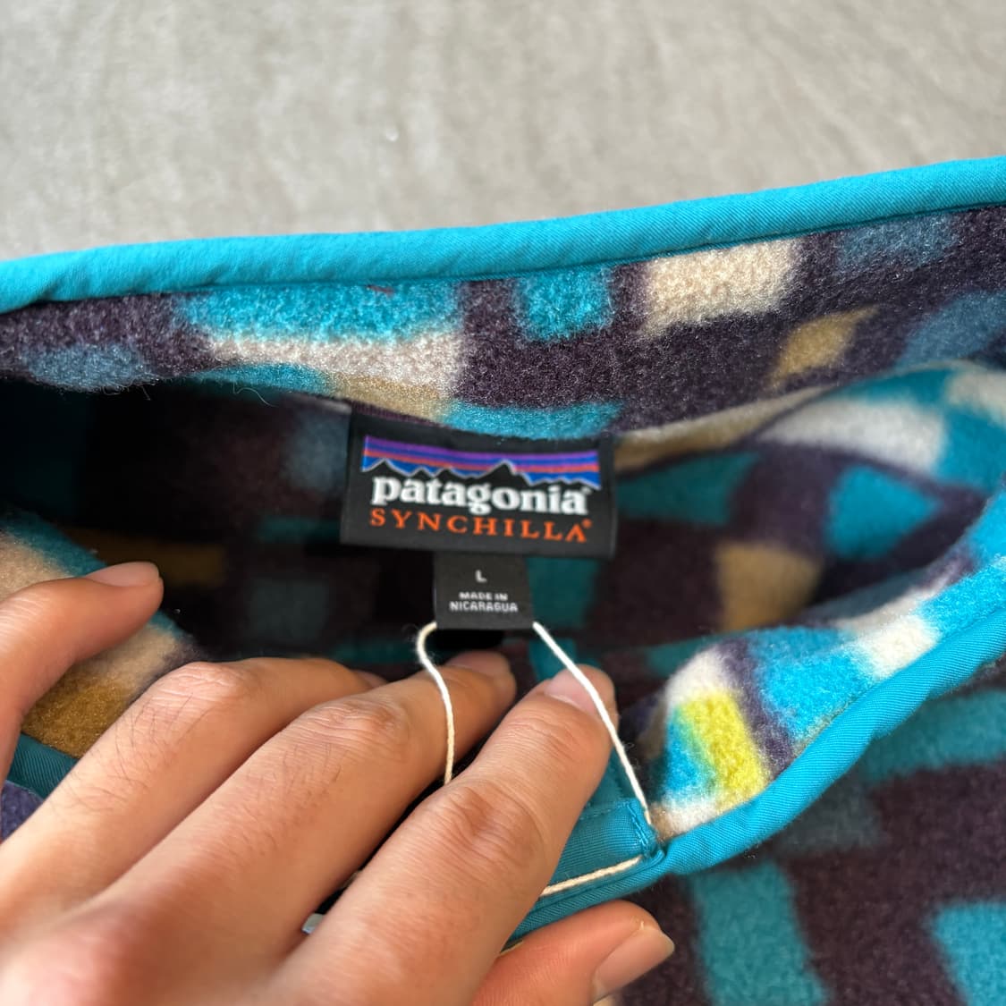 파타고니아 정품 라이트 웨이트 신칠라 스냅티  상품이미지6