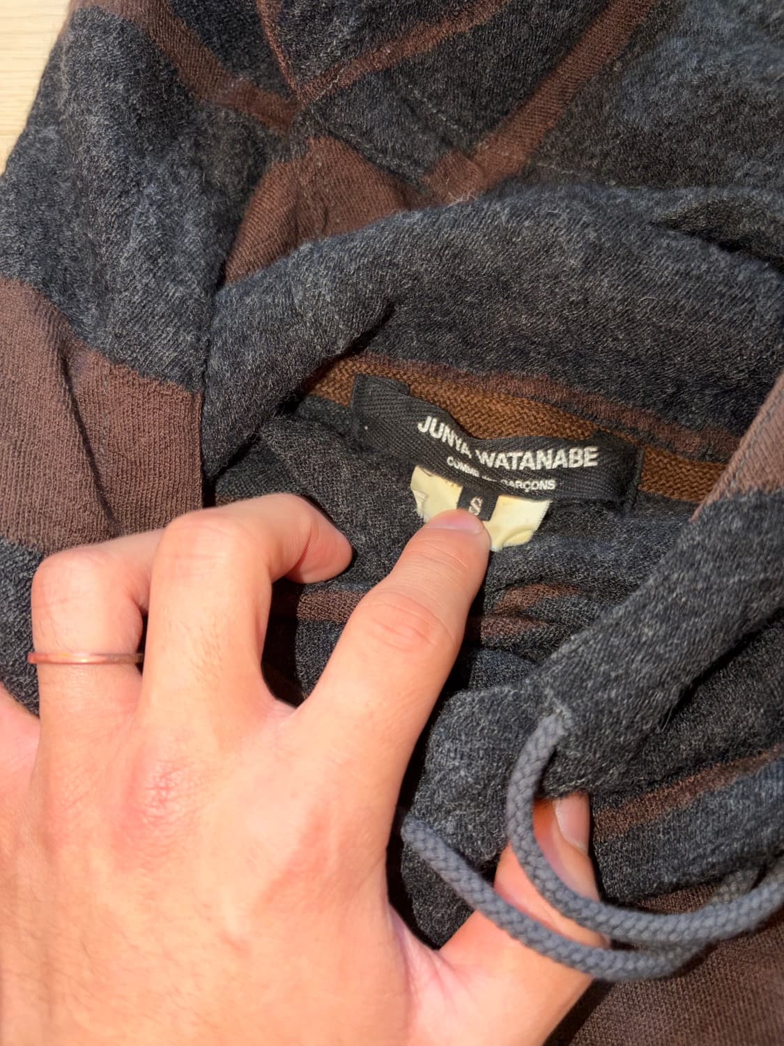 준야와타나베 스트라이프 니트 후드 상품이미지3