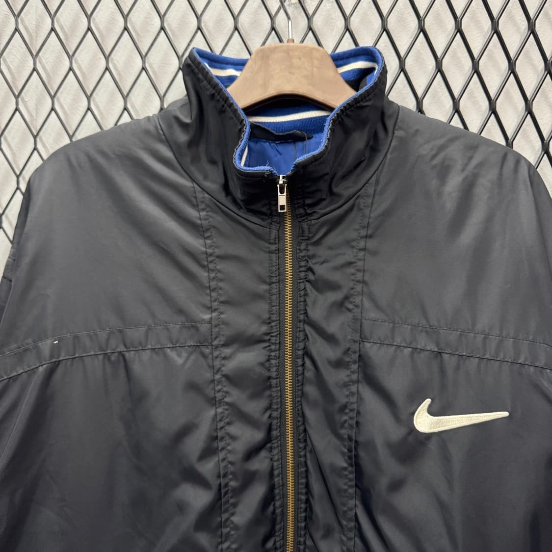 00s 나이키 나일론 점퍼 후면 빅 스우시 로고 포인트 블랙 상품이미지3