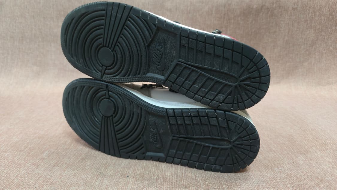 나이키 240mm- 에어 조던 1 하이 스니커즈 화이트/레드 상품이미지6