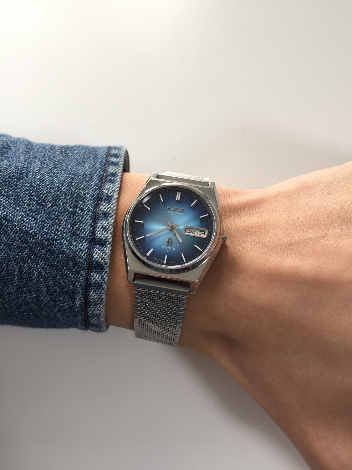 70s seiko type 2 blue gradation quartz 상품이미지6