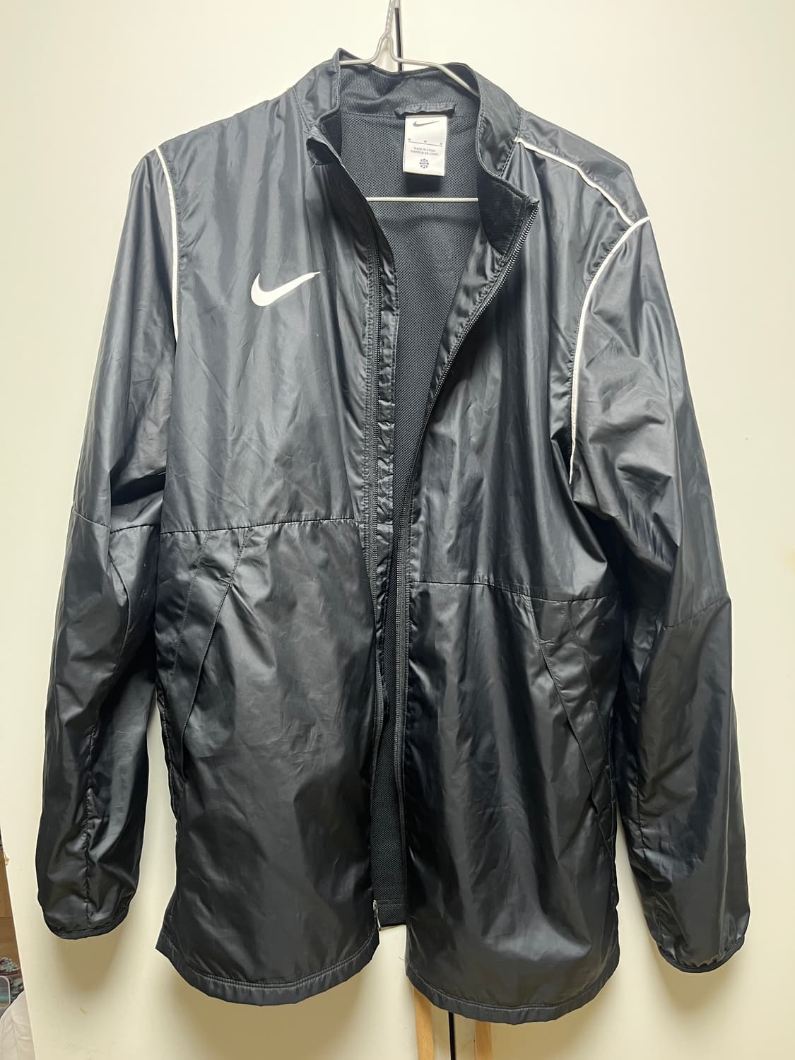 나이키 바람막이 상품이미지3