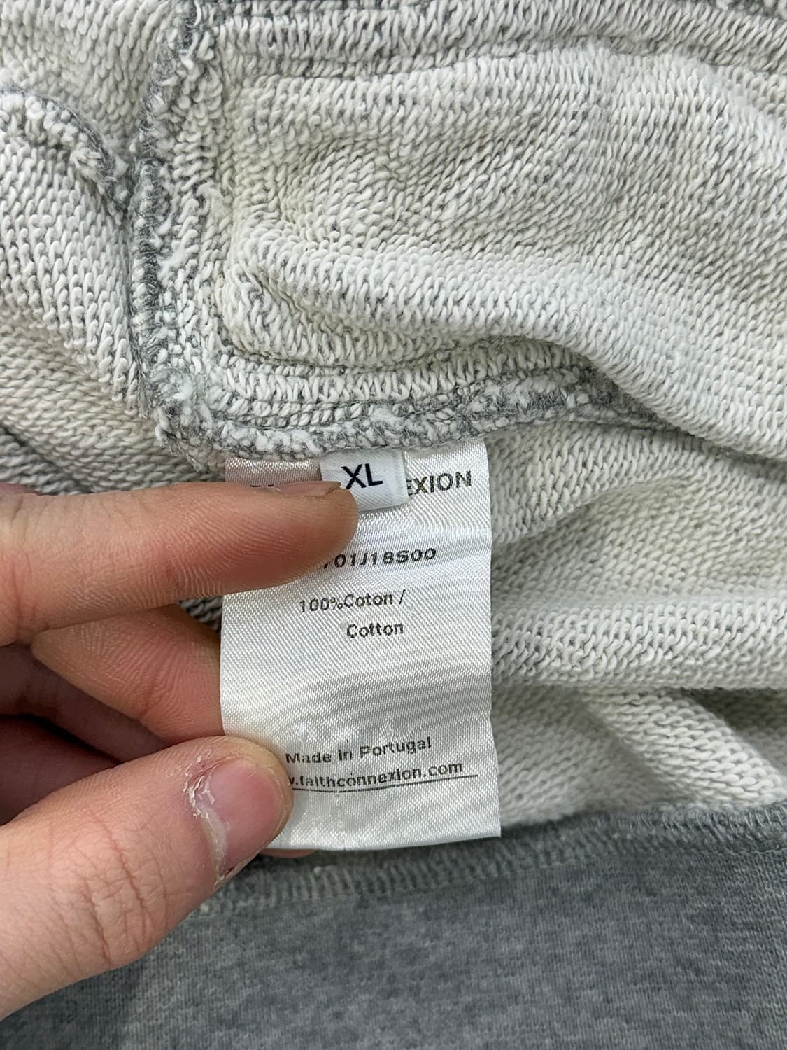 페이스 커넥션 페이디드 이펙트 코튼 케이프 스웨트 셔츠 상품이미지8