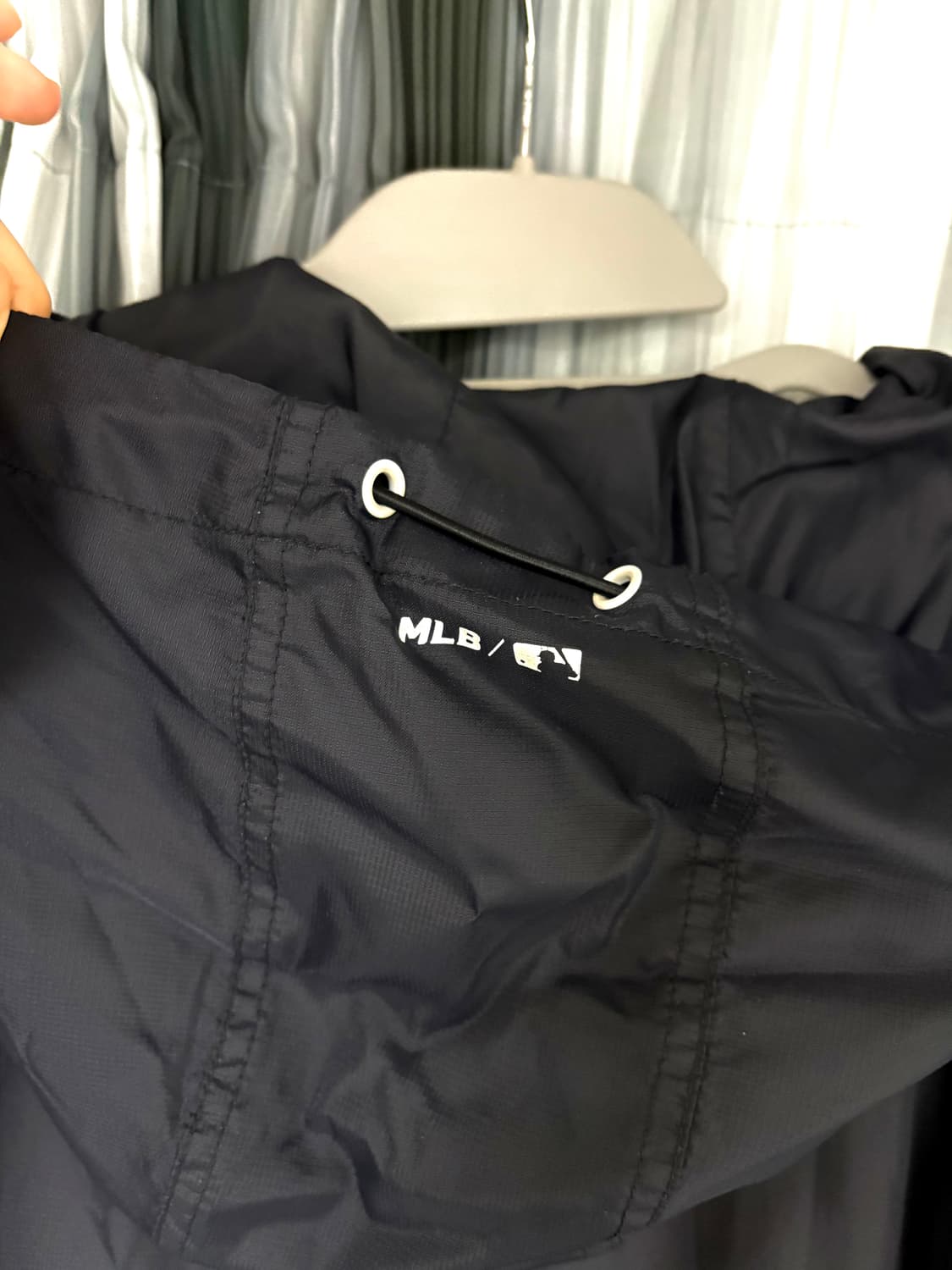 MLB 양키스 나일론 바람막이 후드 아노락 XL 상품이미지3