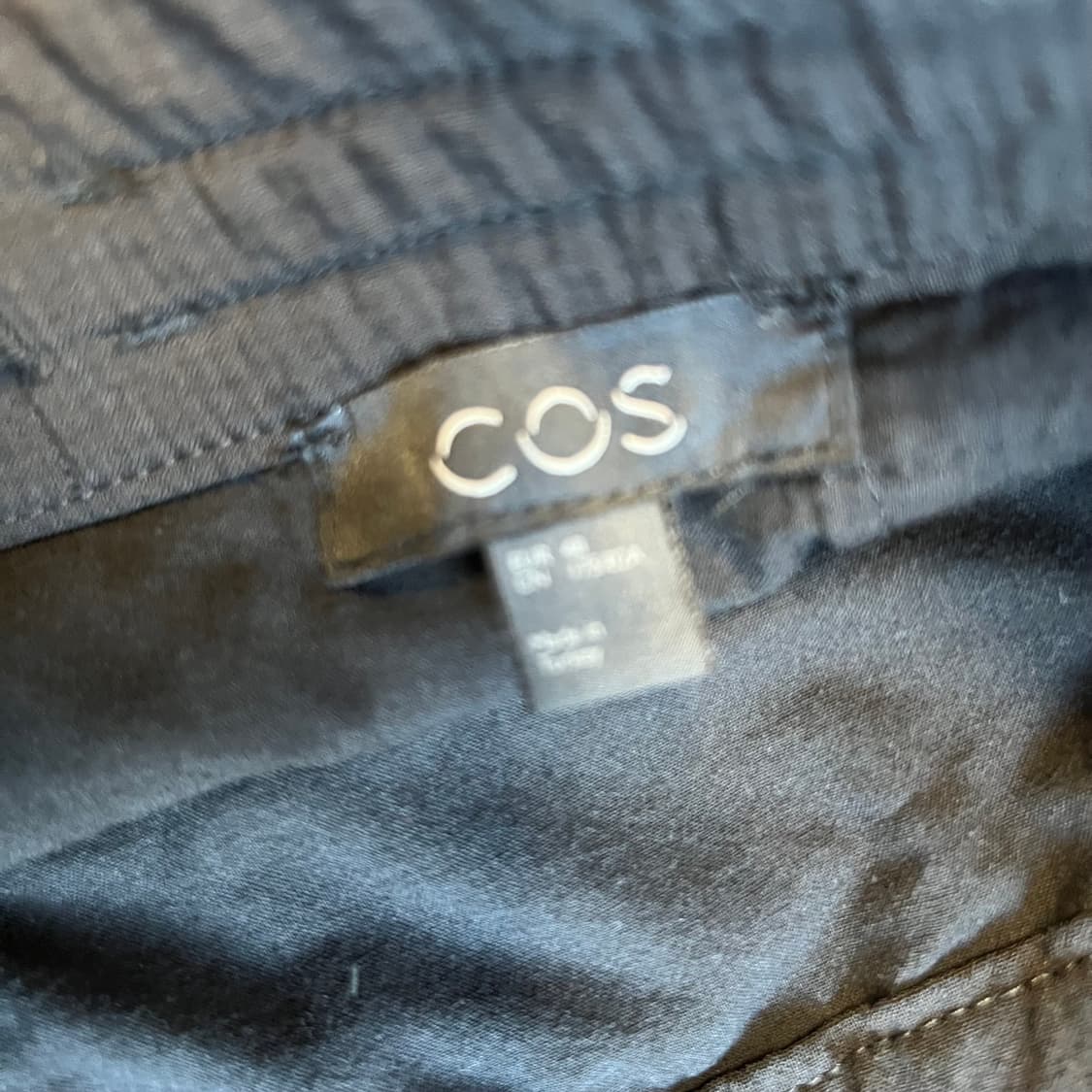 [EUR 48]COS 코스 블랙 반바지 상품이미지3