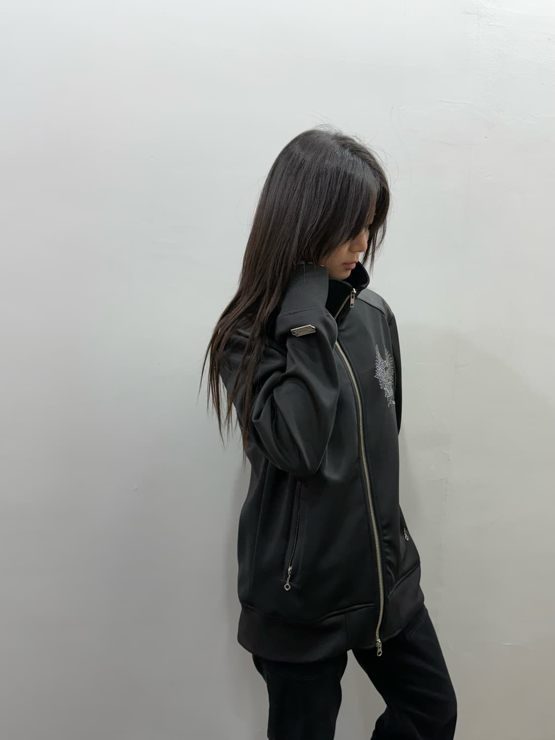 밴슨 오버핏 스컬 로고 집업 상품이미지8