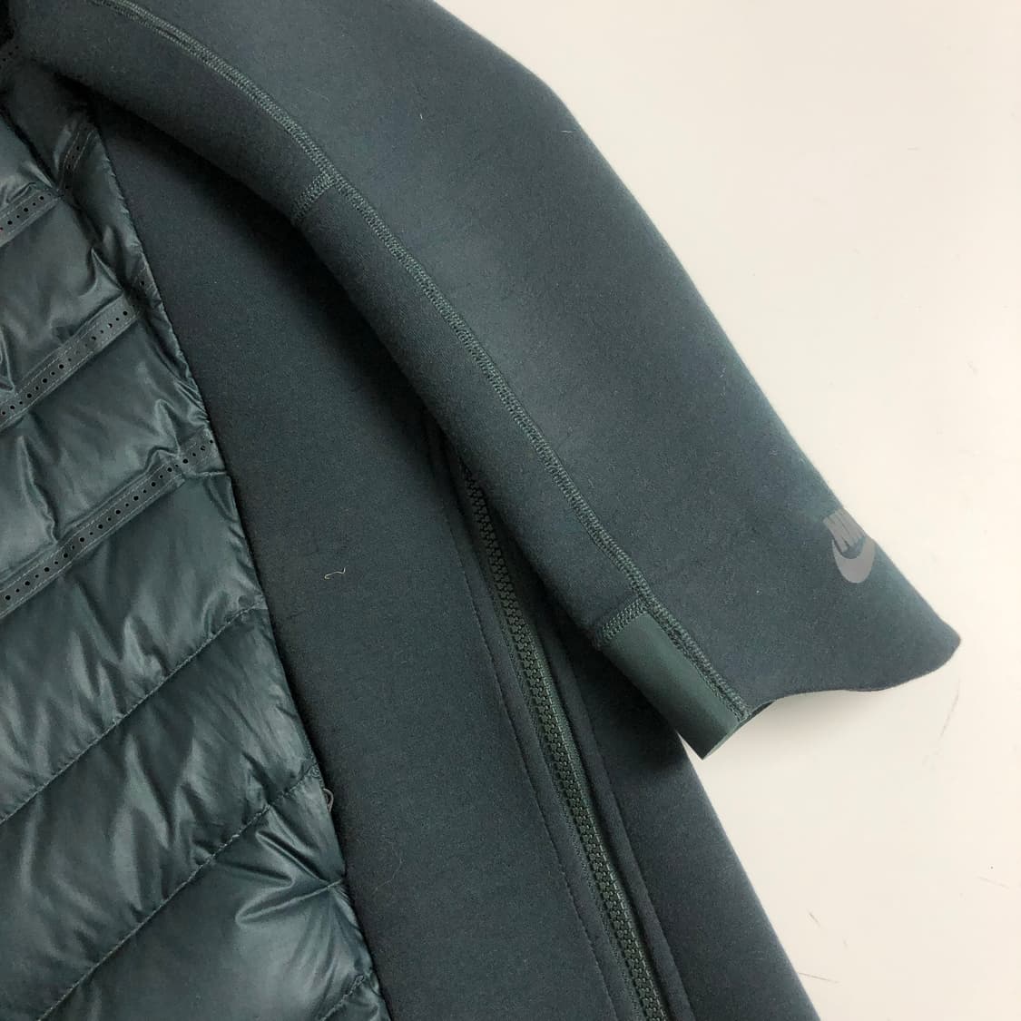 나이키 테크팩 에어로로프트 경량패딩 우먼L 상품이미지6