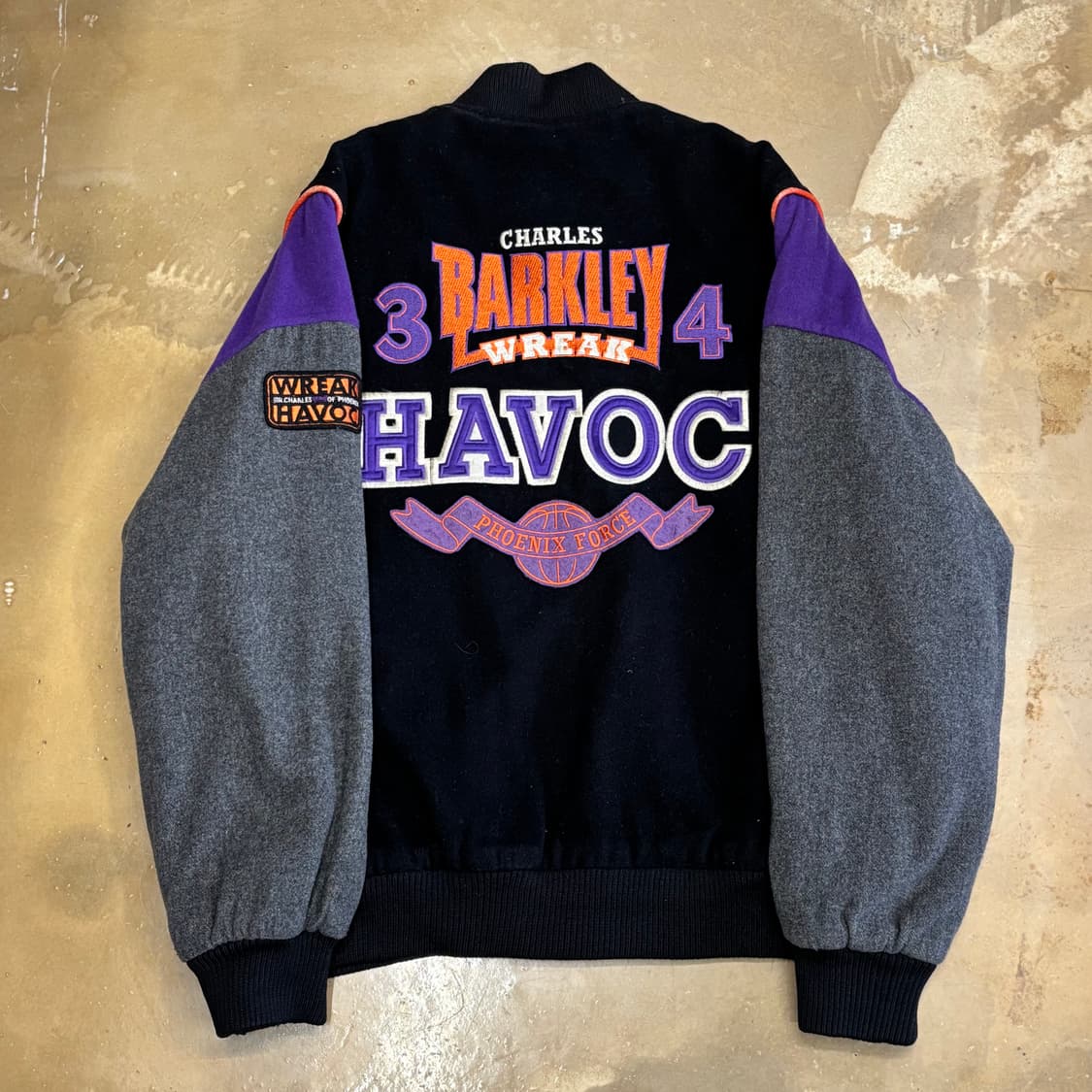 95 NIKE 90’s 나이키 찰스 Wreak Havoc 바시티자켓 상품이미지3