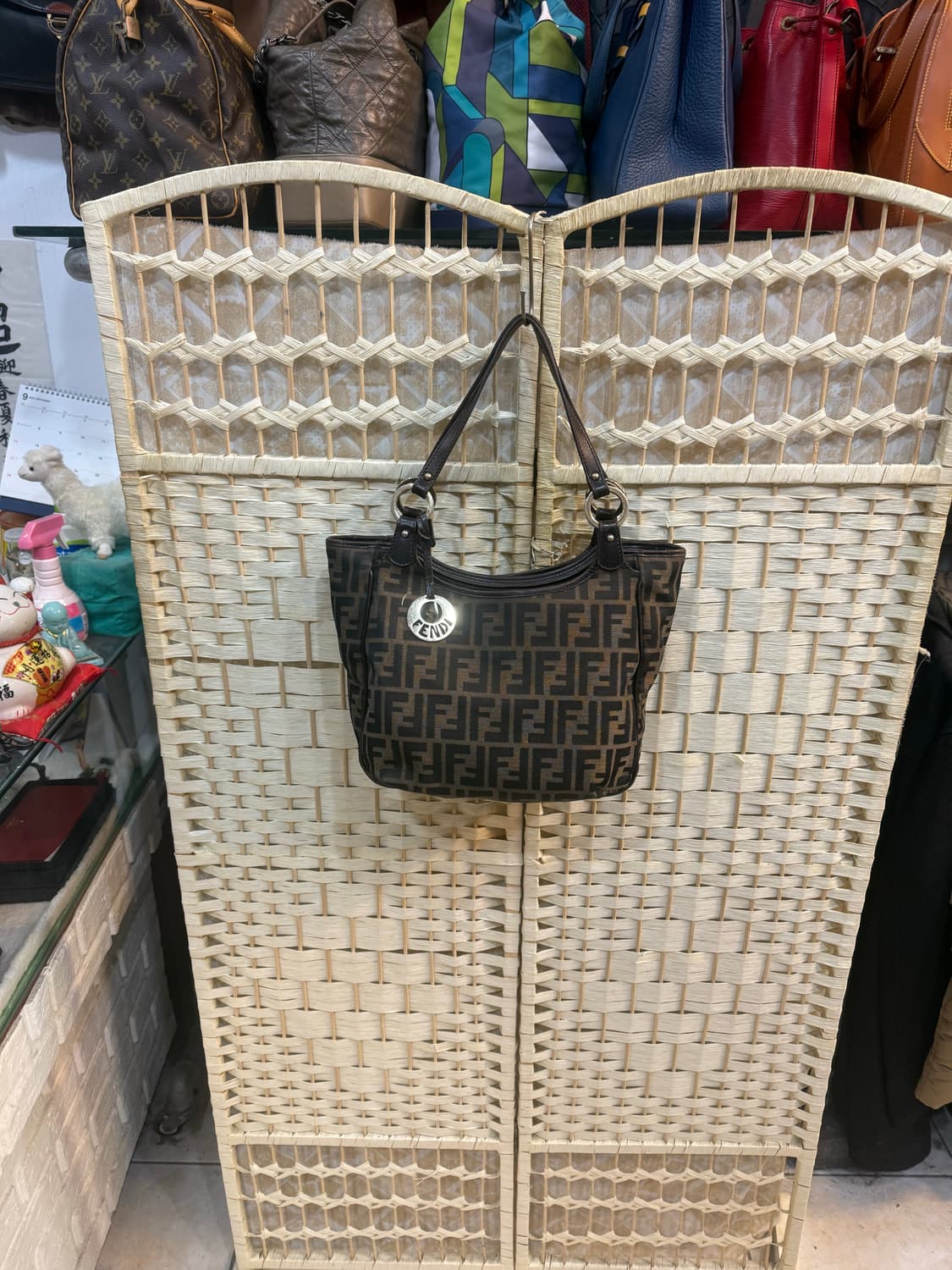 정품 펜디 주카 쇼퍼백 팝니다 상품이미지1