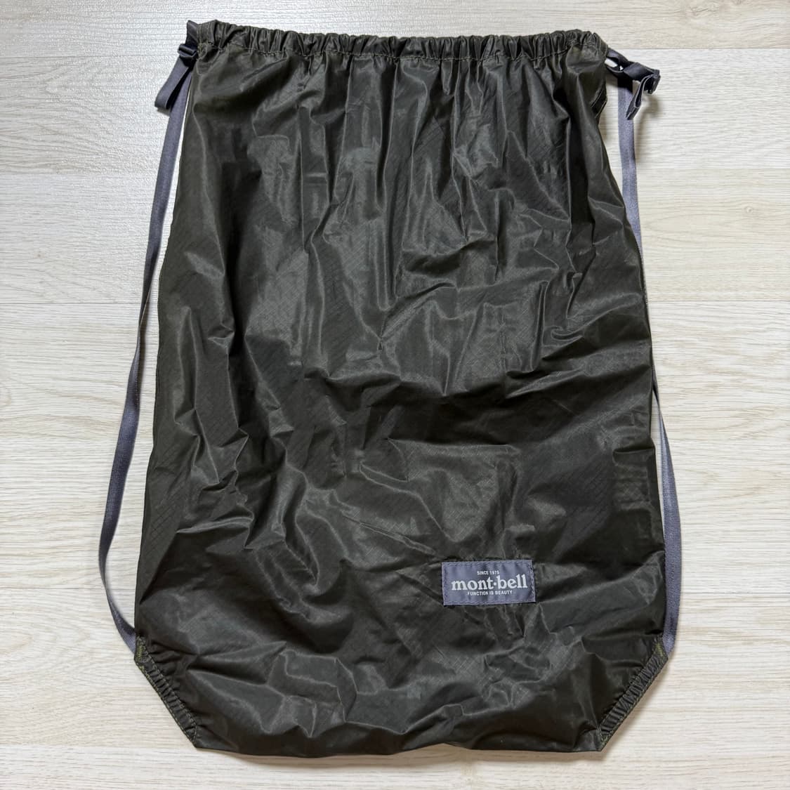 몽벨 울트라 냅색 다크 그린 상품이미지2