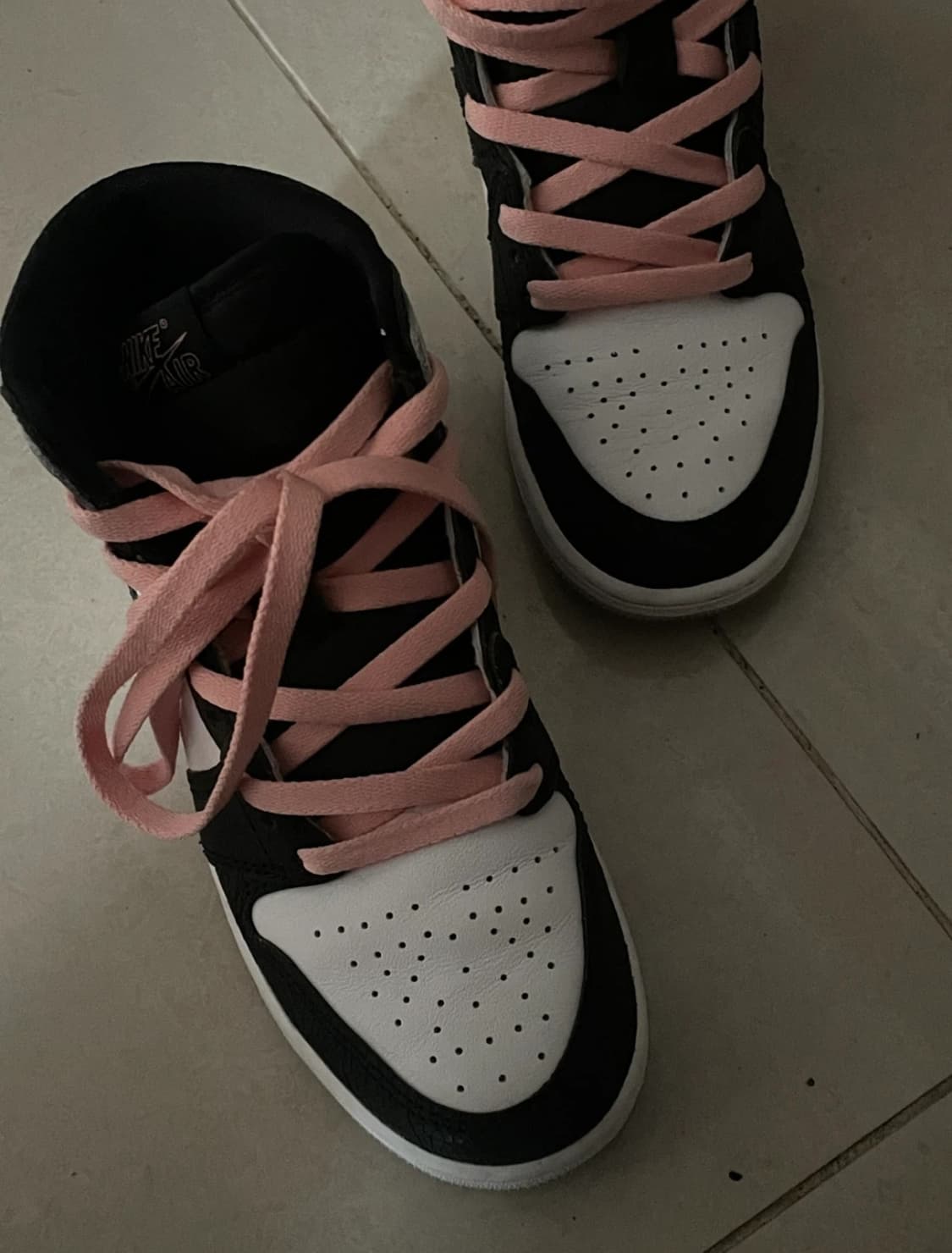 나이키 조던1 블리치드 코랄 225 (상태 엄청 좋음) 상품이미지2