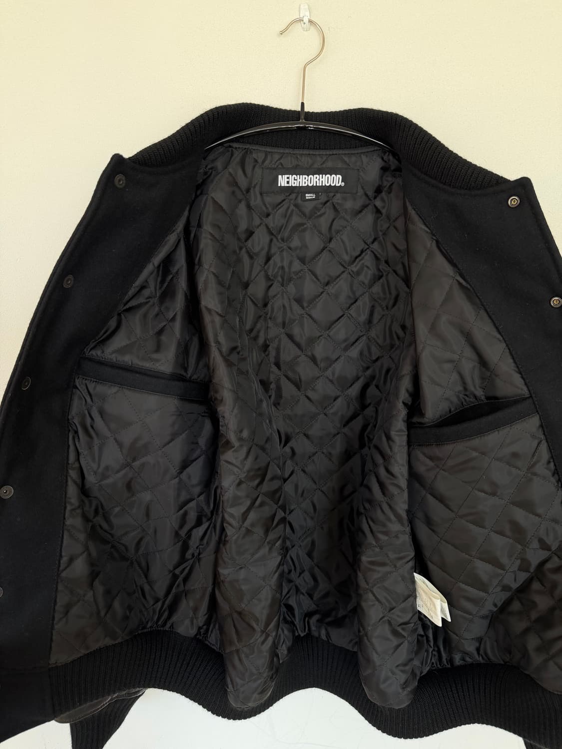 새상품) 네이버후드 x Lordz of brooklyn 스타디움 자켓  상품이미지8