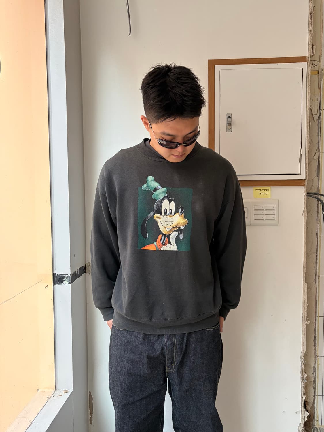 90’s Disney Goofy logo faded sweatshirt  상품이미지3