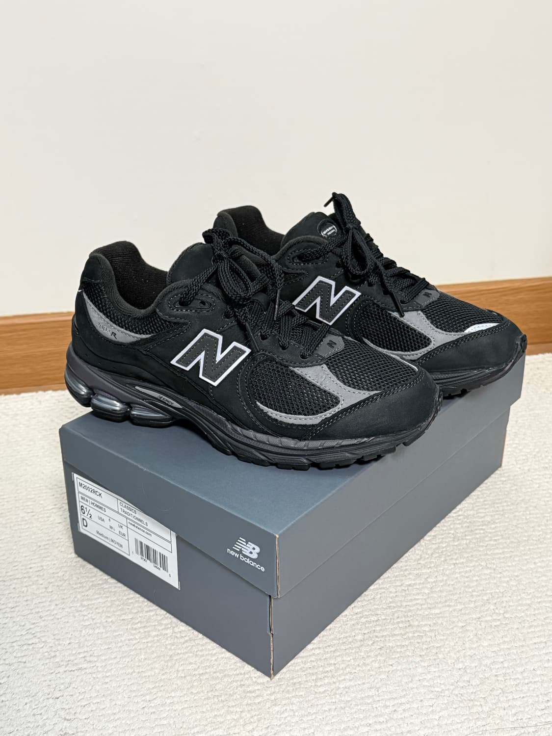 뉴발란스 2002RCK 245 블랙 상품이미지1