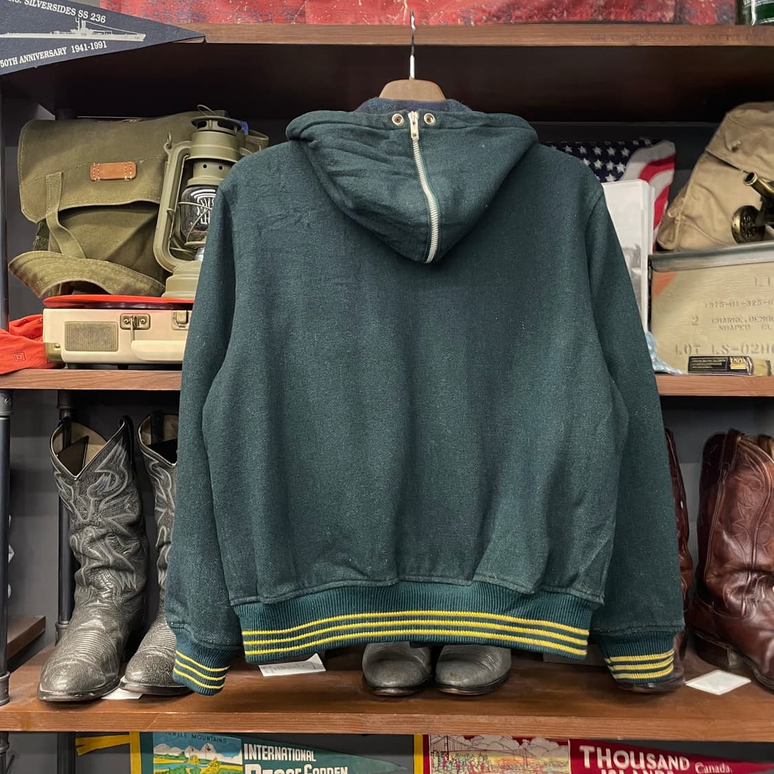 80s MacBeth 스포츠 클럽 세일러 후드 바시티 자켓 상품이미지2