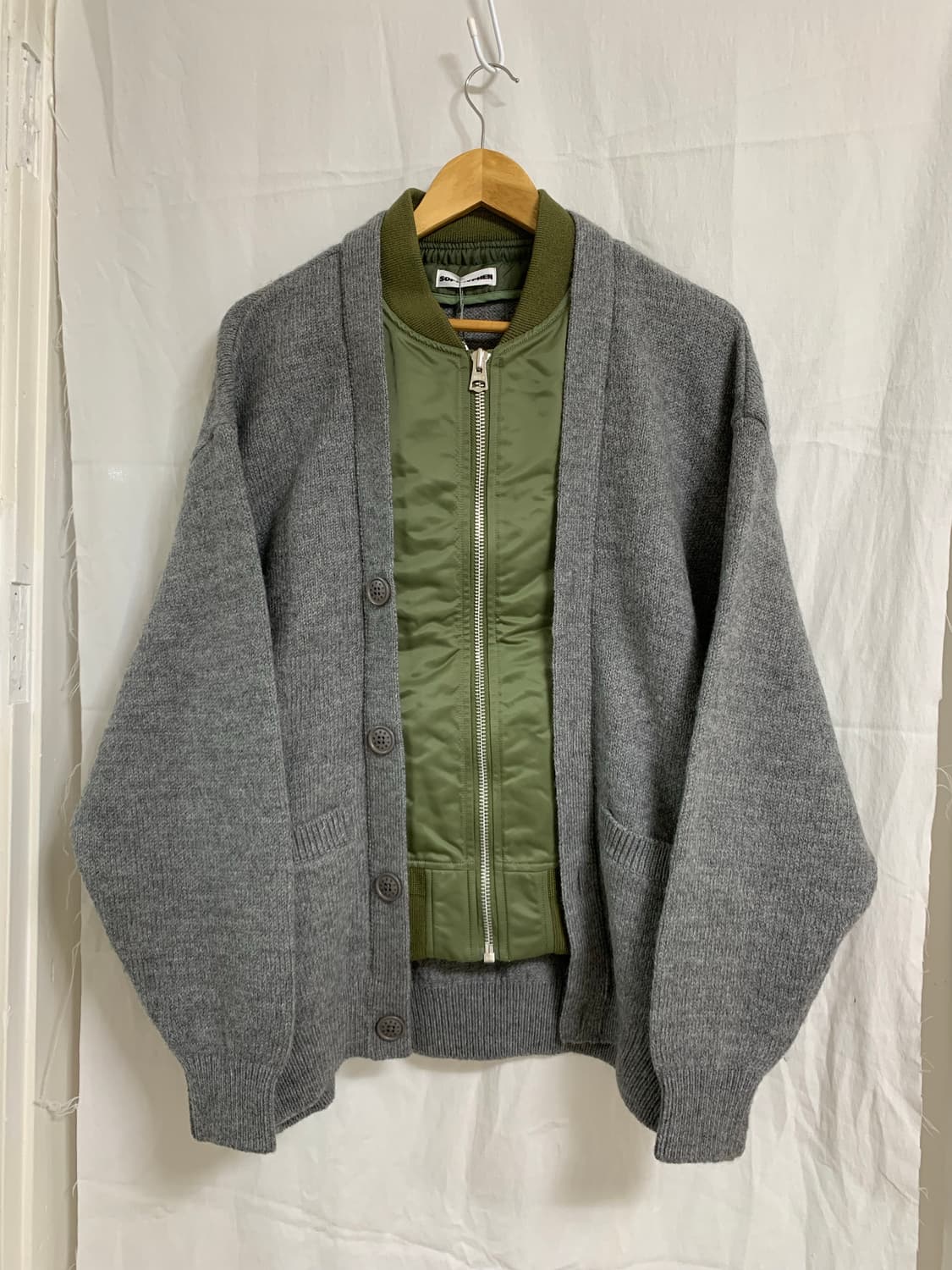 소프트하이픈 ma1 니트 상품이미지1