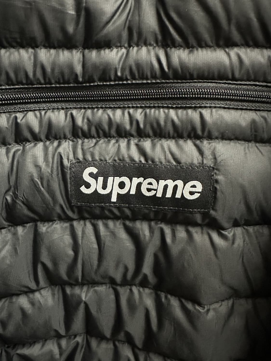 슈프림 마이크로 다운 하프 집 후드 풀오버 블랙 상품이미지2