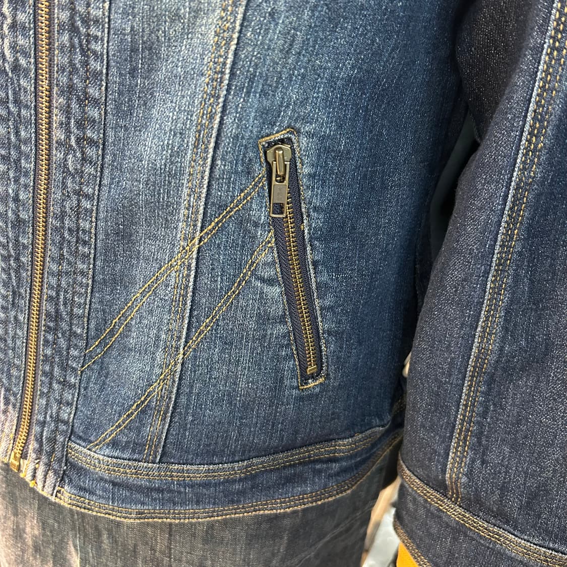 Vintage y2k Denim Jacket 상품이미지4