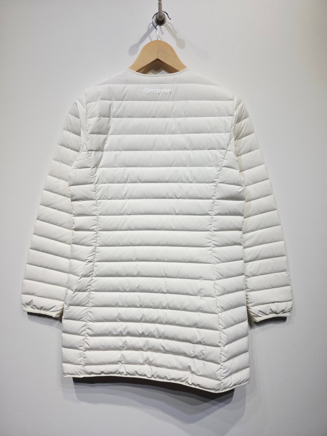 디스커버리 화이트 구스다운 경량패딩_90 상품이미지3